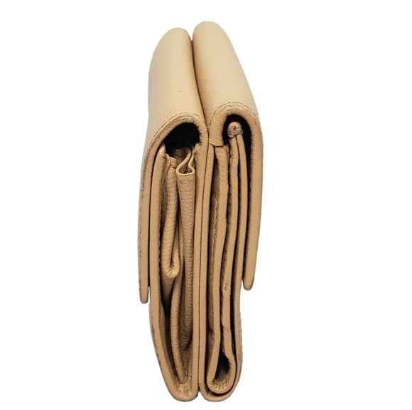 Chanel Beige Caviar Leather CC Logo Trifold Wallet Made in Italy - Picture 6 of 16